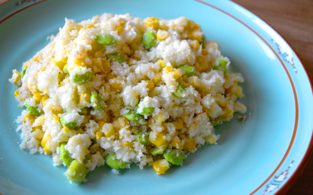 Low-Carb Garlic Fried Cauliflower Rice