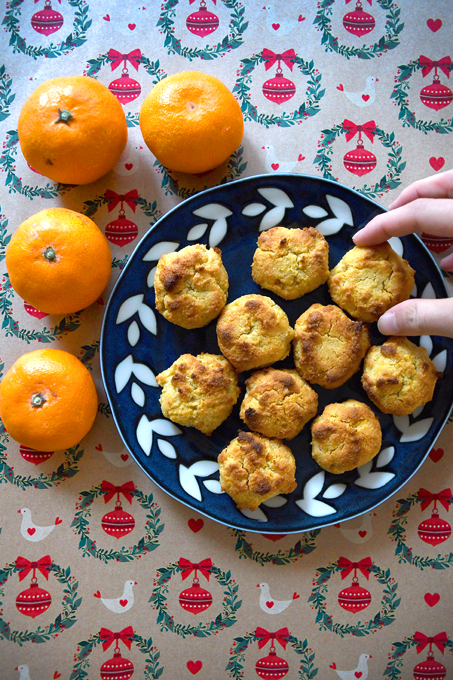 mikan almond cookies eat with meraki